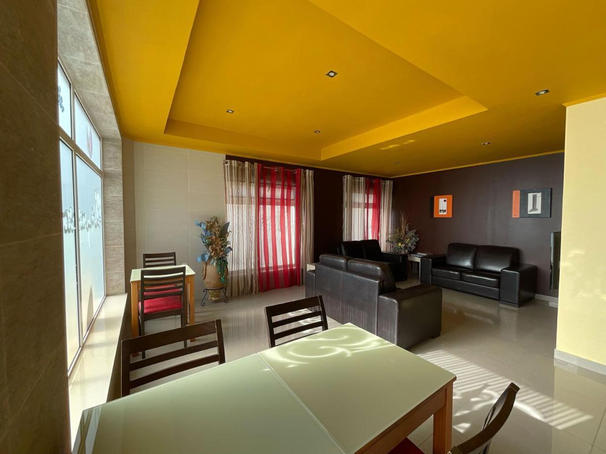 Hotel Hebe Peniche Атогиа-да-Балейя Экстерьер фото