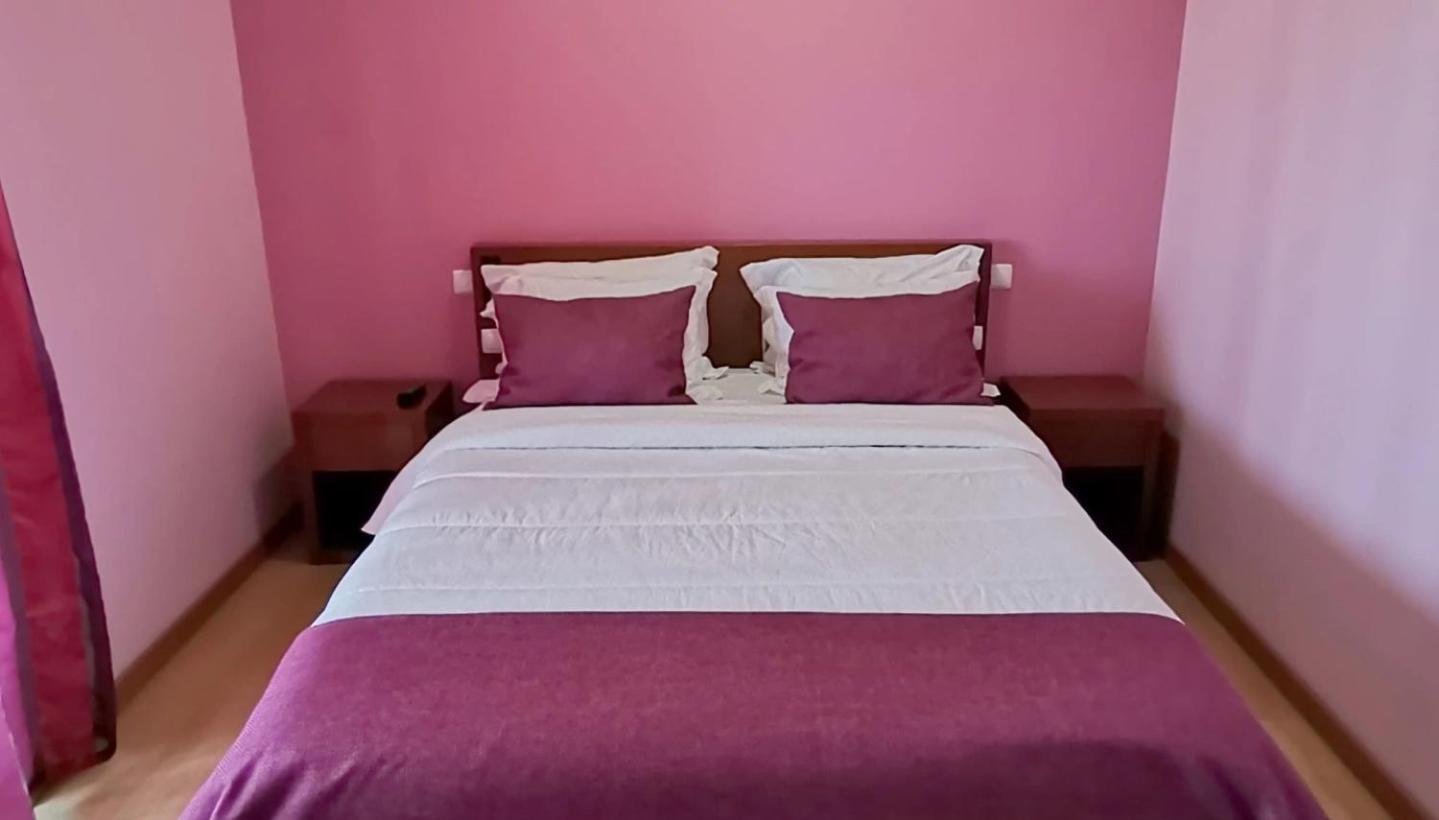 Hotel Hebe Peniche Атогиа-да-Балейя Экстерьер фото